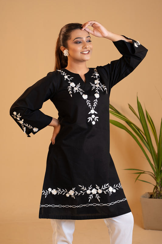 Zarrah - Noir Blossom Elegance