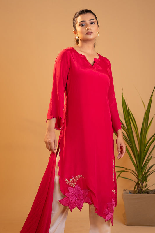 Magenta Muse - Artistic & Inspiring Embroidered kurta set with Dupatta