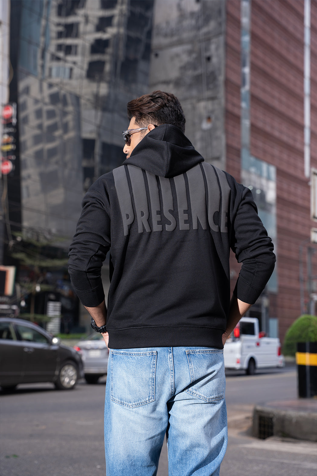 PRESENCE- MENS OVERSIZED DROP HOODIE - BLACK
