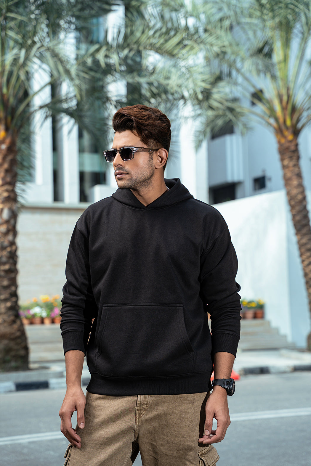 BUILD AN EMPIRE - MENS OVERSIZED DROP HOODIE - BLACK