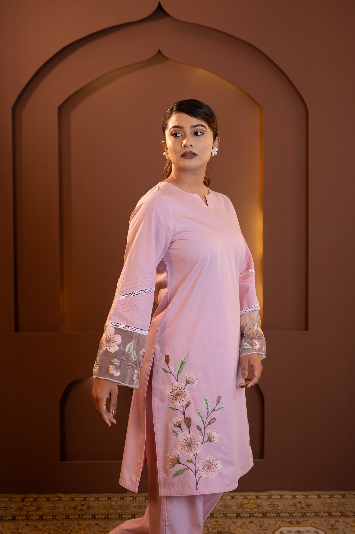 Gulabi Noor - Blush Pink Embroidered Kurta Set with Dupatta