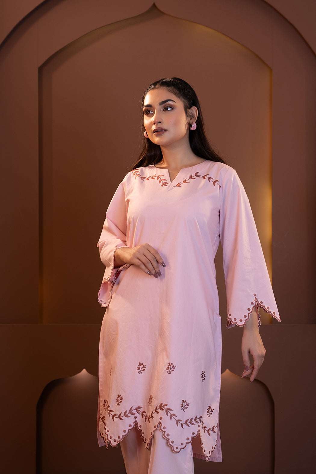 Parizaad - Blush Vine Elegance