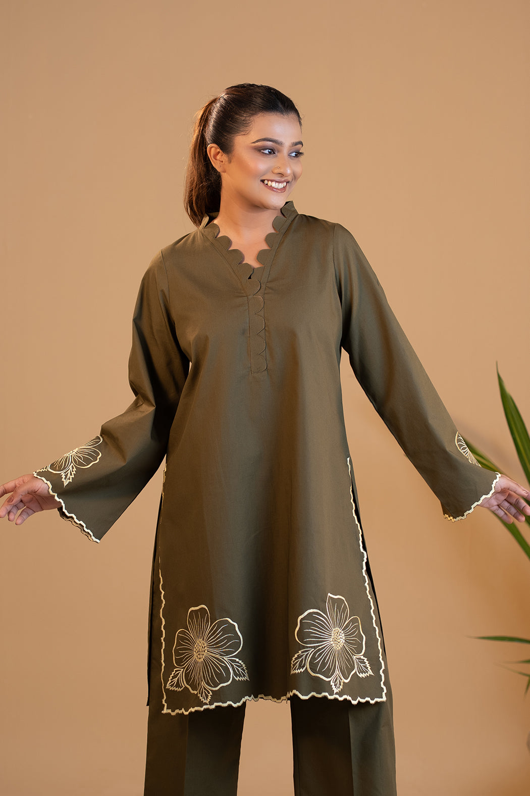 Husan-e-Zaitoon : Olive Embroidered Kurta Set