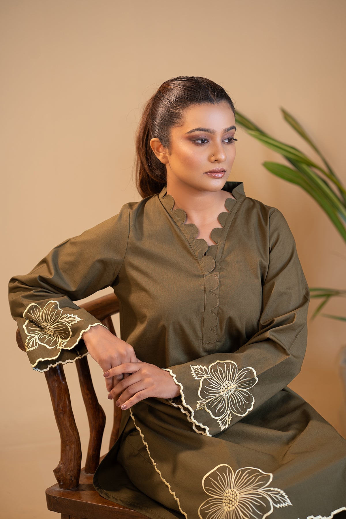 Husan-e-Zaitoon : Olive Embroidered Kurta Set