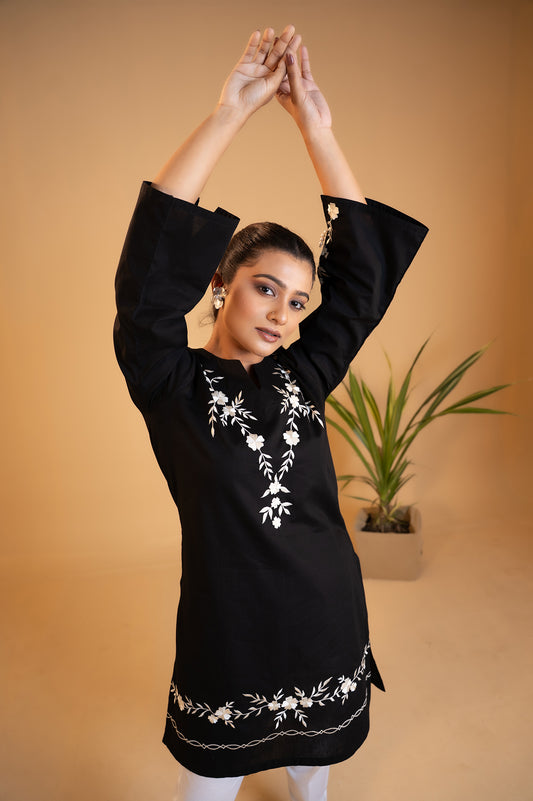 Zarrah - Noir Blossom Elegance
