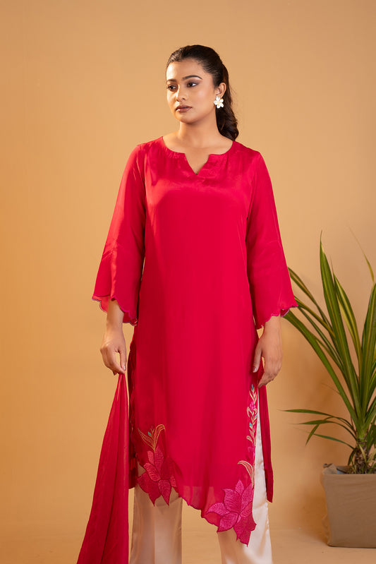 Magenta Muse - Artistic & Inspiring Embroidered kurta set with Dupatta