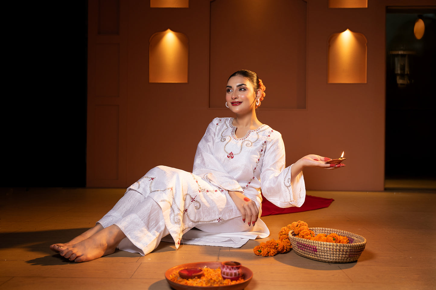 Gulbahar : Hand-Embroidered White Kurta Set with Dupatta